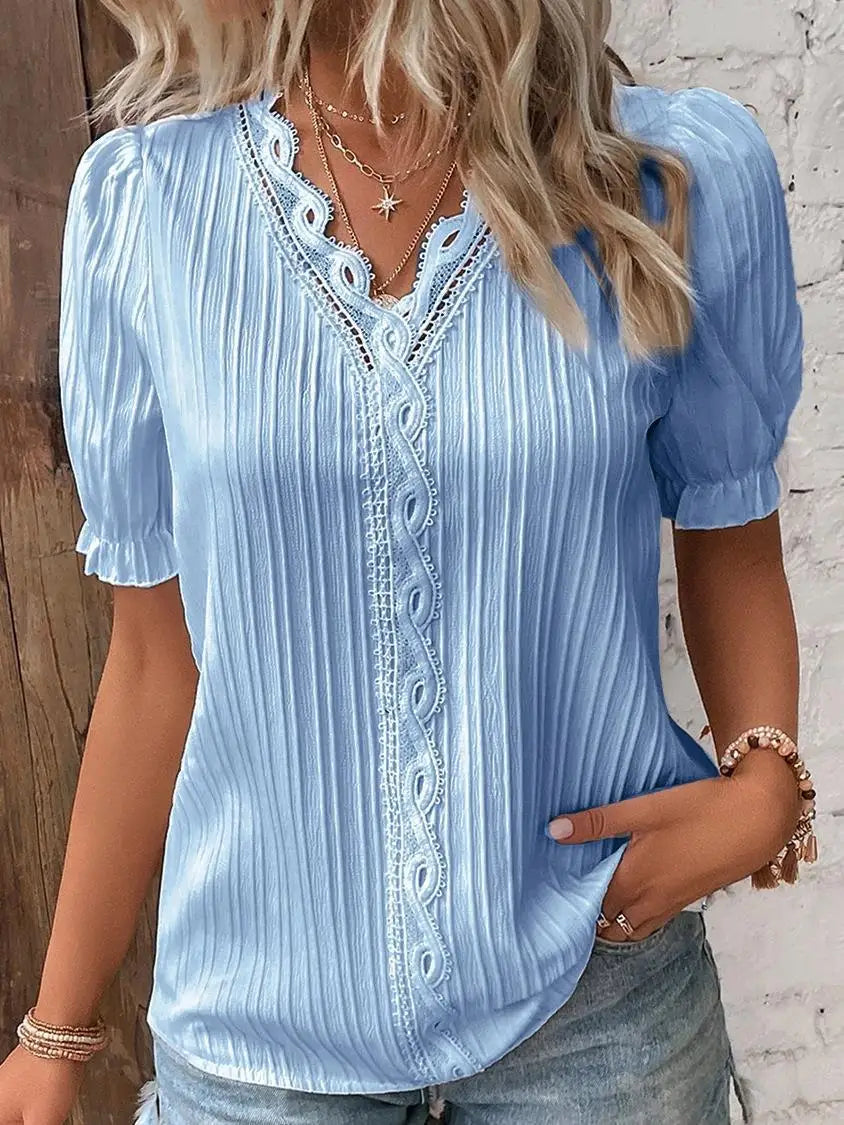 2023 Fashion Women Summer Solid Color T-Shirt Hollow Out Design Lace Decor V-Neck Short Sleeve Casual Loose Pullovers Top Tee